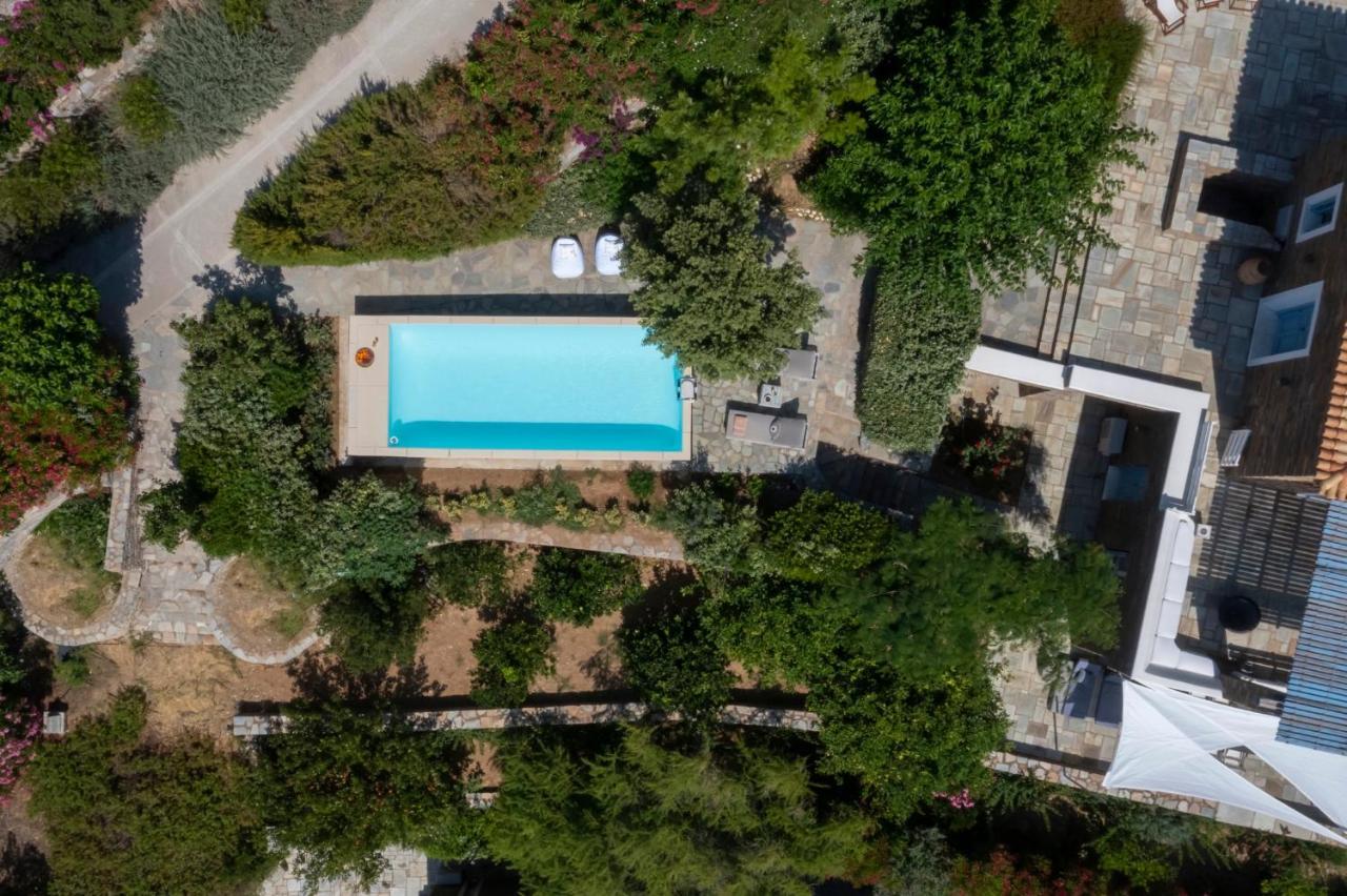 Luxury Villa By The Beach Steniaí Buitenkant foto