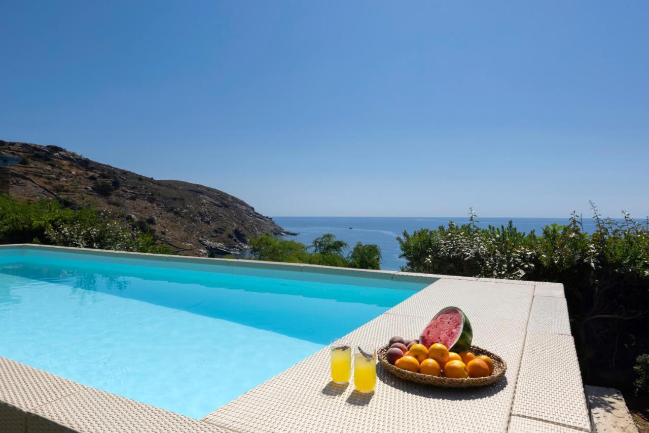 Luxury Villa By The Beach Steniaí Buitenkant foto