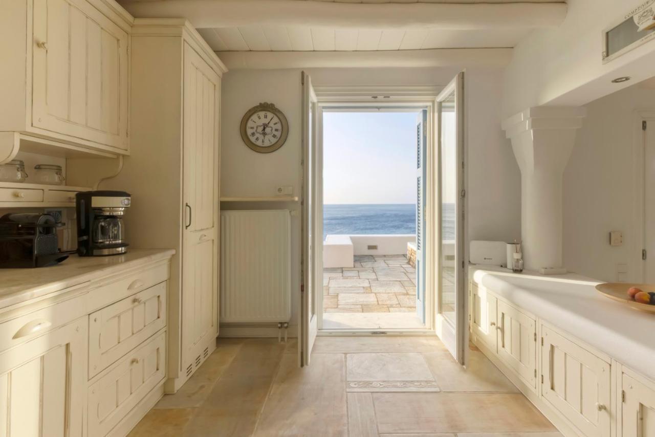 Luxury Villa By The Beach Steniaí Buitenkant foto
