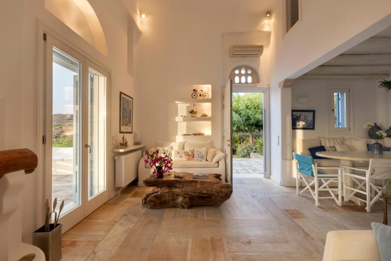 Luxury Villa By The Beach Steniaí Buitenkant foto