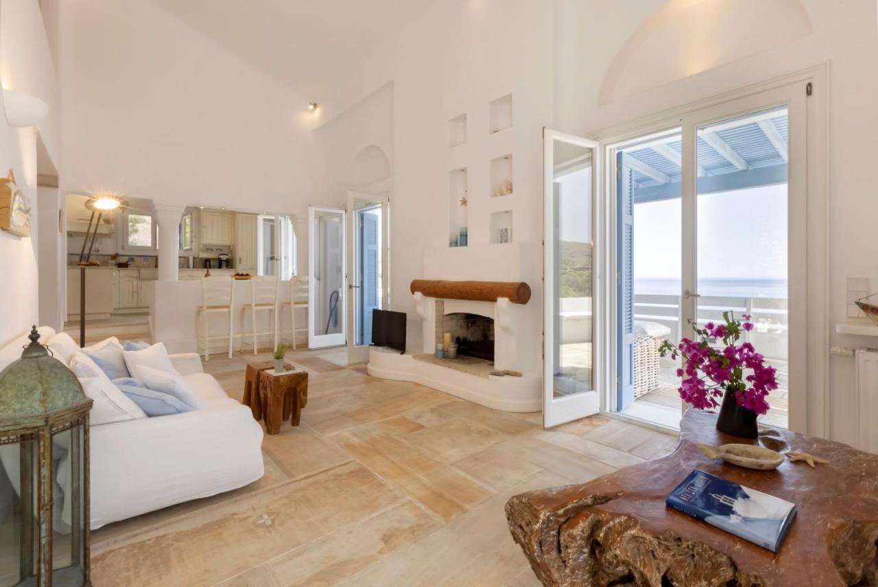 Luxury Villa By The Beach Steniaí Buitenkant foto
