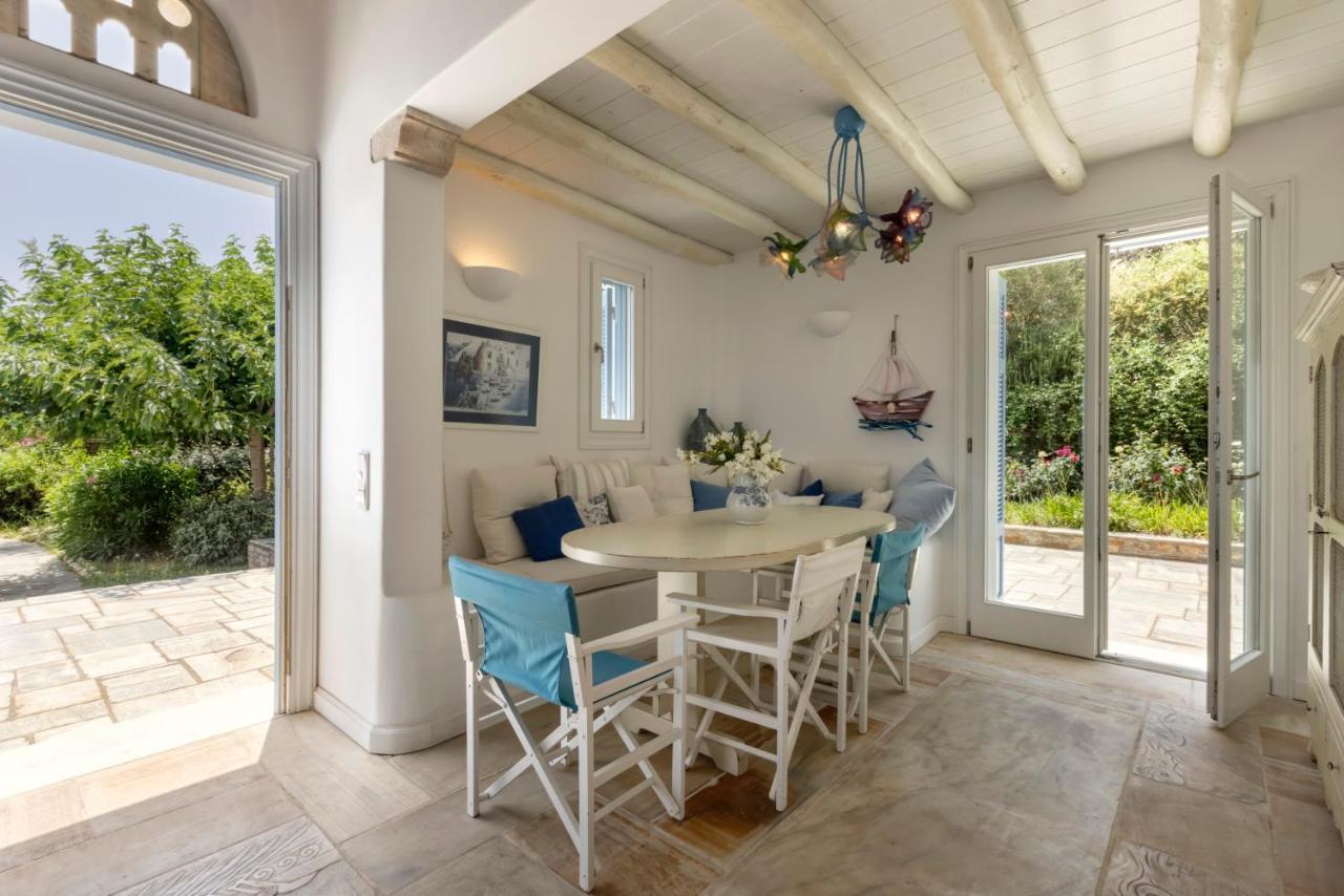 Luxury Villa By The Beach Steniaí Buitenkant foto
